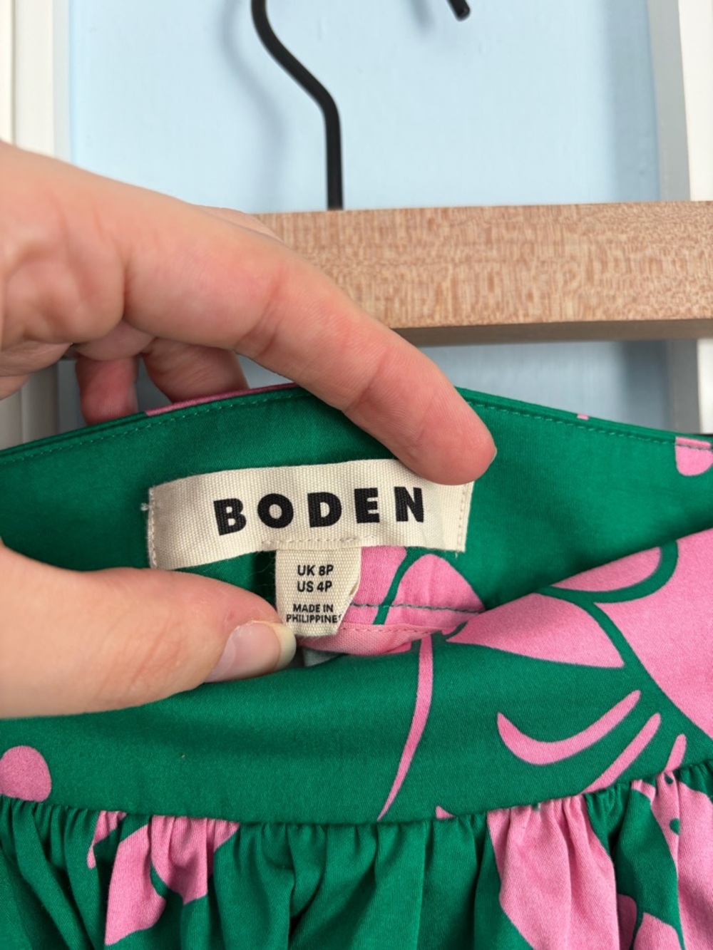 Boden Green Midi Skirt with Pink Lobster Print 4P - Picture 5 of 9